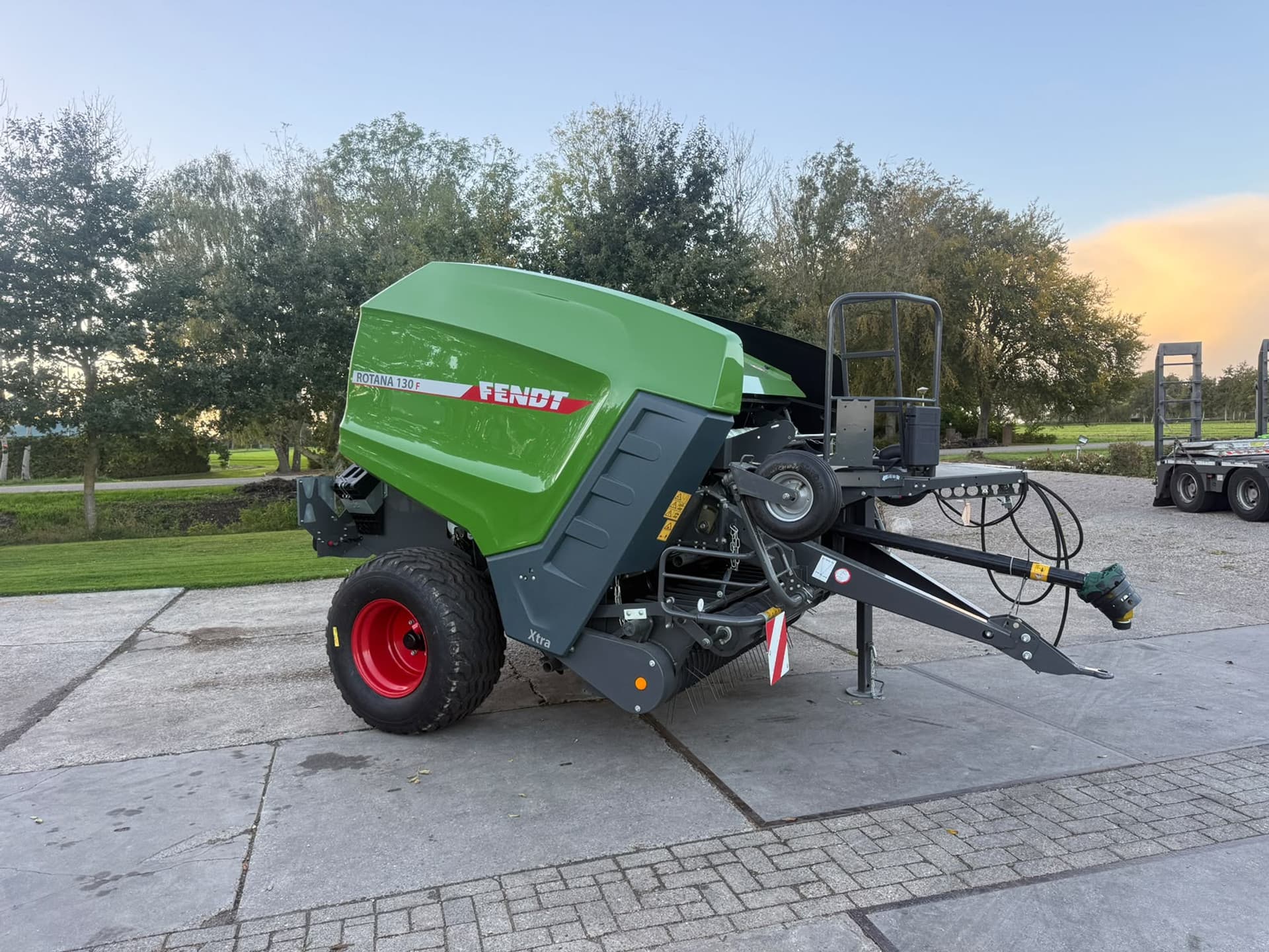 Fendt Rotana 130 F XTRA NIEUW Balenpers Rondepers  130 cm